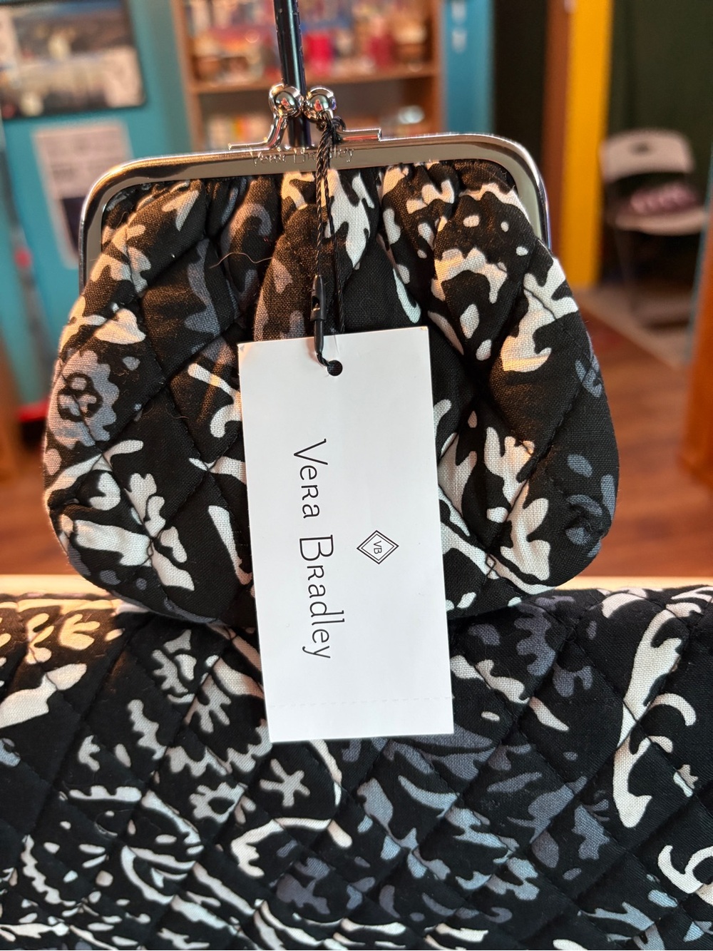 Vera Bradley Messenger Bag and Coin Purse NWT $154 MSRP - Picture 8 of 10